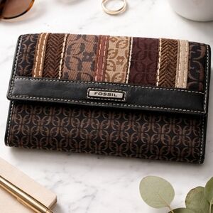 Fossil Brown Multi-Strip Patterned Wallet
